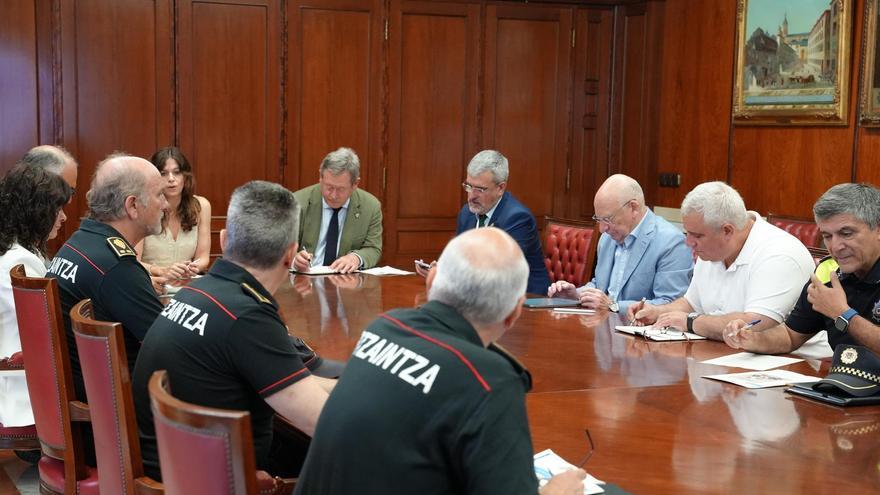 Segurtasuna indartuko dute Gasteizko Andre Mari Zuriaren jaietako ekitaldi jendetsuetan