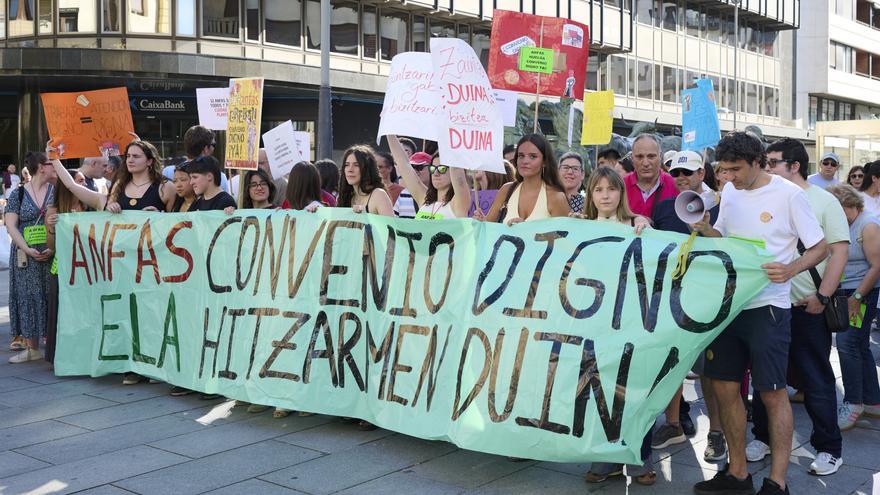 La plantilla de Anfas se concentra para defender la renovación del convenio