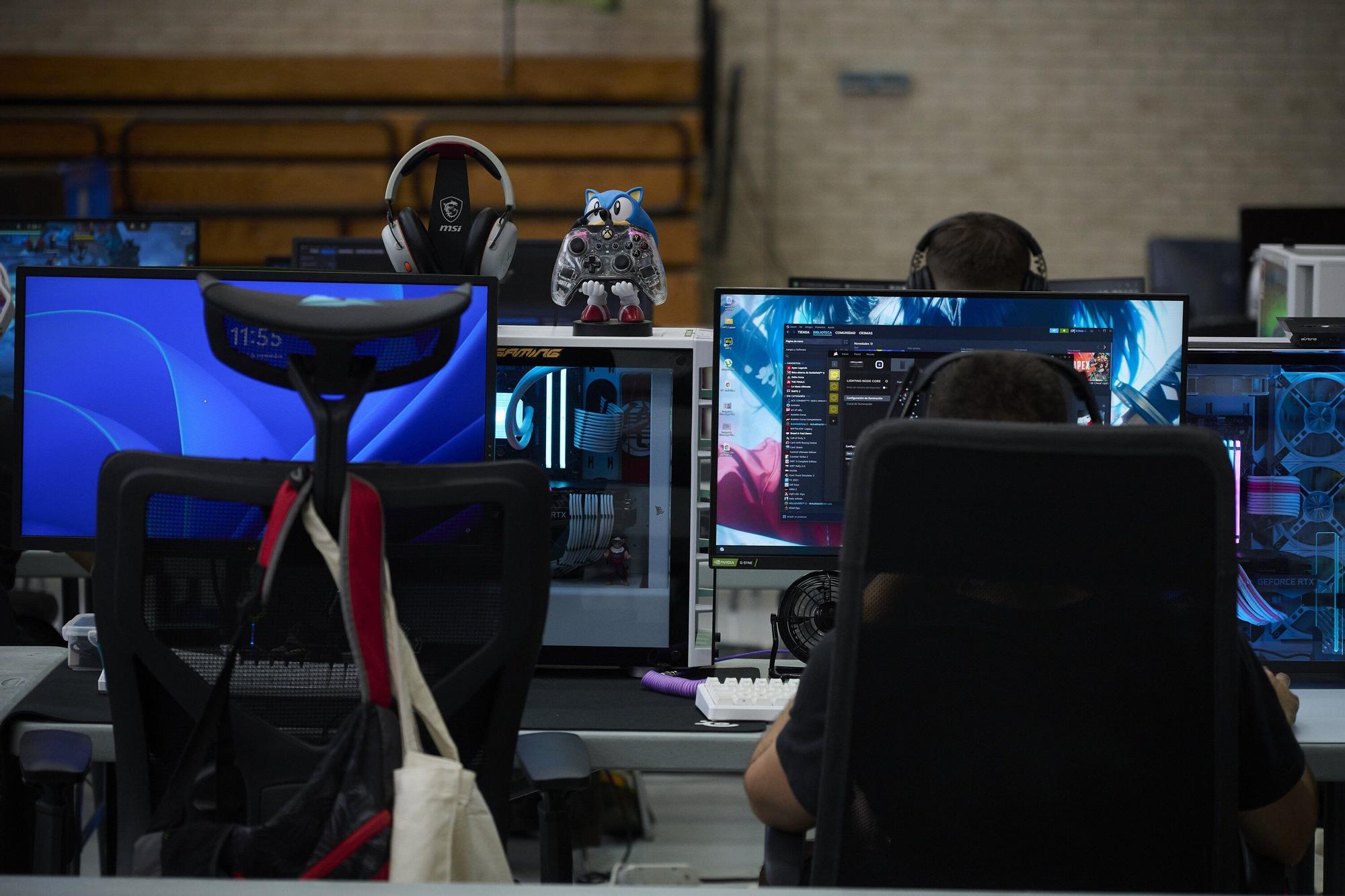 Fotos de la octava edición de la Navarra LAN Party