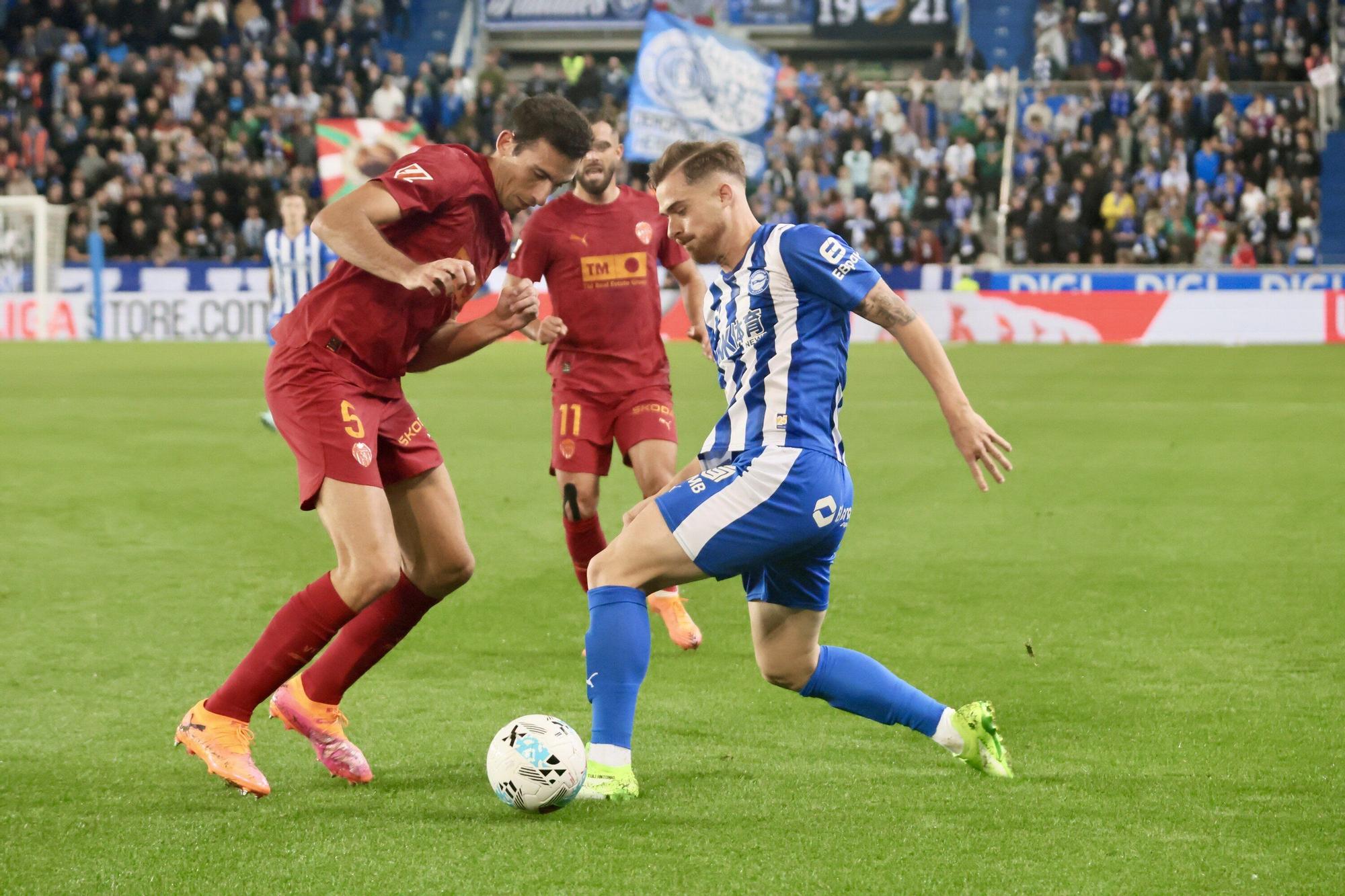Todas las fotos del Alavés-Valencia en Mendizorroza
