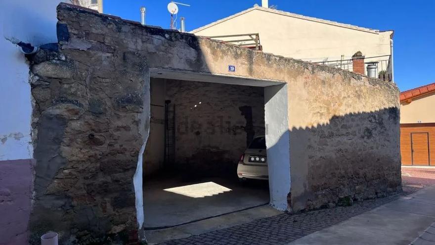 Casa del pueblo en Elvillar