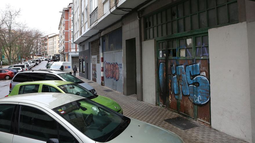 Pamplona mantiene bajo vigilancia especial cuatro bajeras por quejas vecinales y pernoctas irregulares