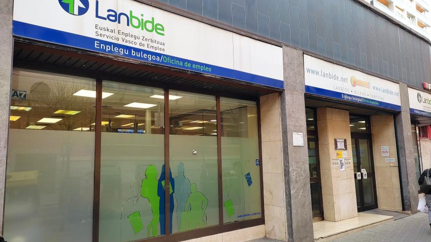 Euskadi contrató en octubre a 12.000 extranjeros, el 22,8% del total de contratados