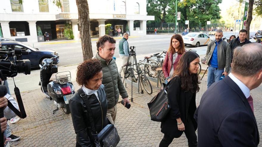 Los padres de Sandra Peña piden a la Fiscalía de Menores una sanción &quot;contundente y ejemplarizante&quot; para el colegio