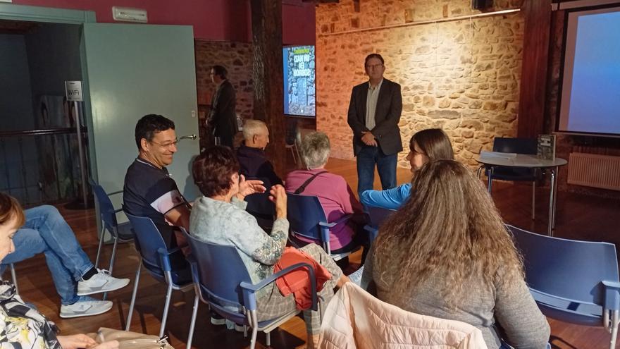 Kepa Menéndez presenta en Karrantza la novela  ‘Un nazi en Sobrón’