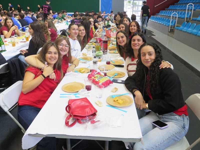 El Día de las Cuadrillas de fiestas de Urretxu, en imágenes