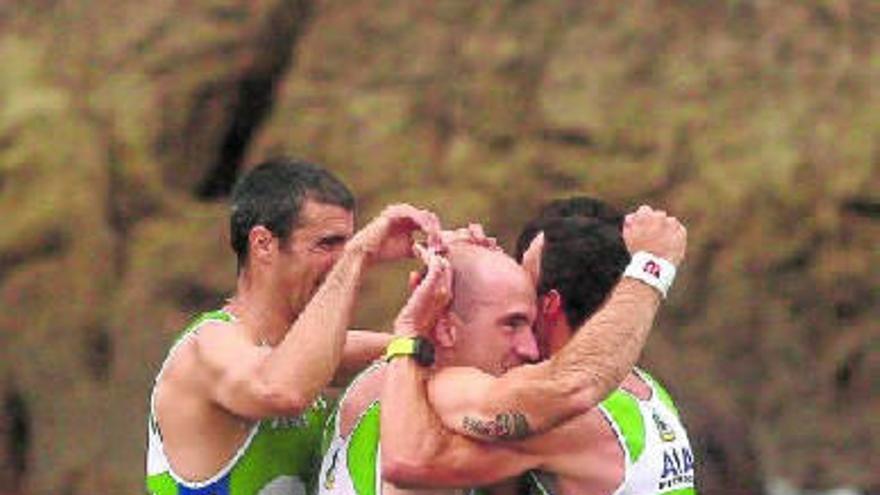 Hondarribia remata y  se alimenta