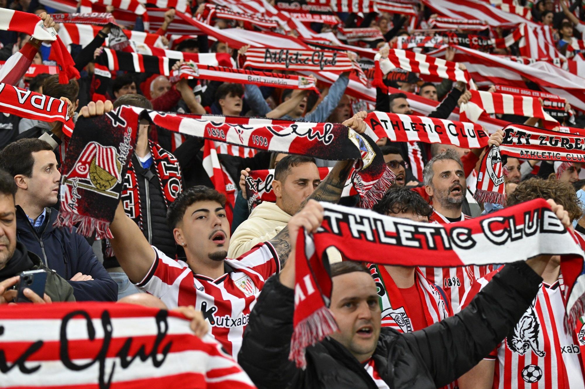 En imágenes: búscate en nuestra galería de la grada del Athletic-Getafe
