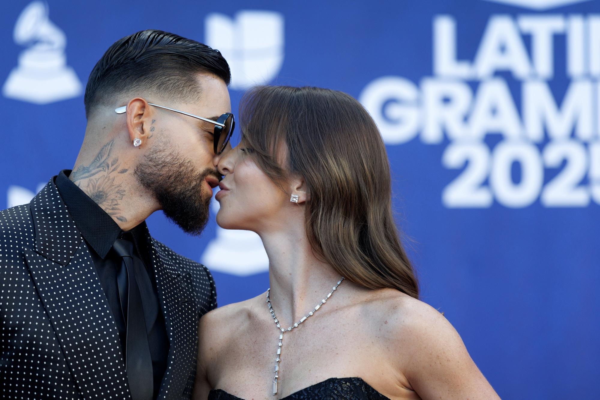 Las mejores fotos de la alfombra roja de los Latin Grammy 2025