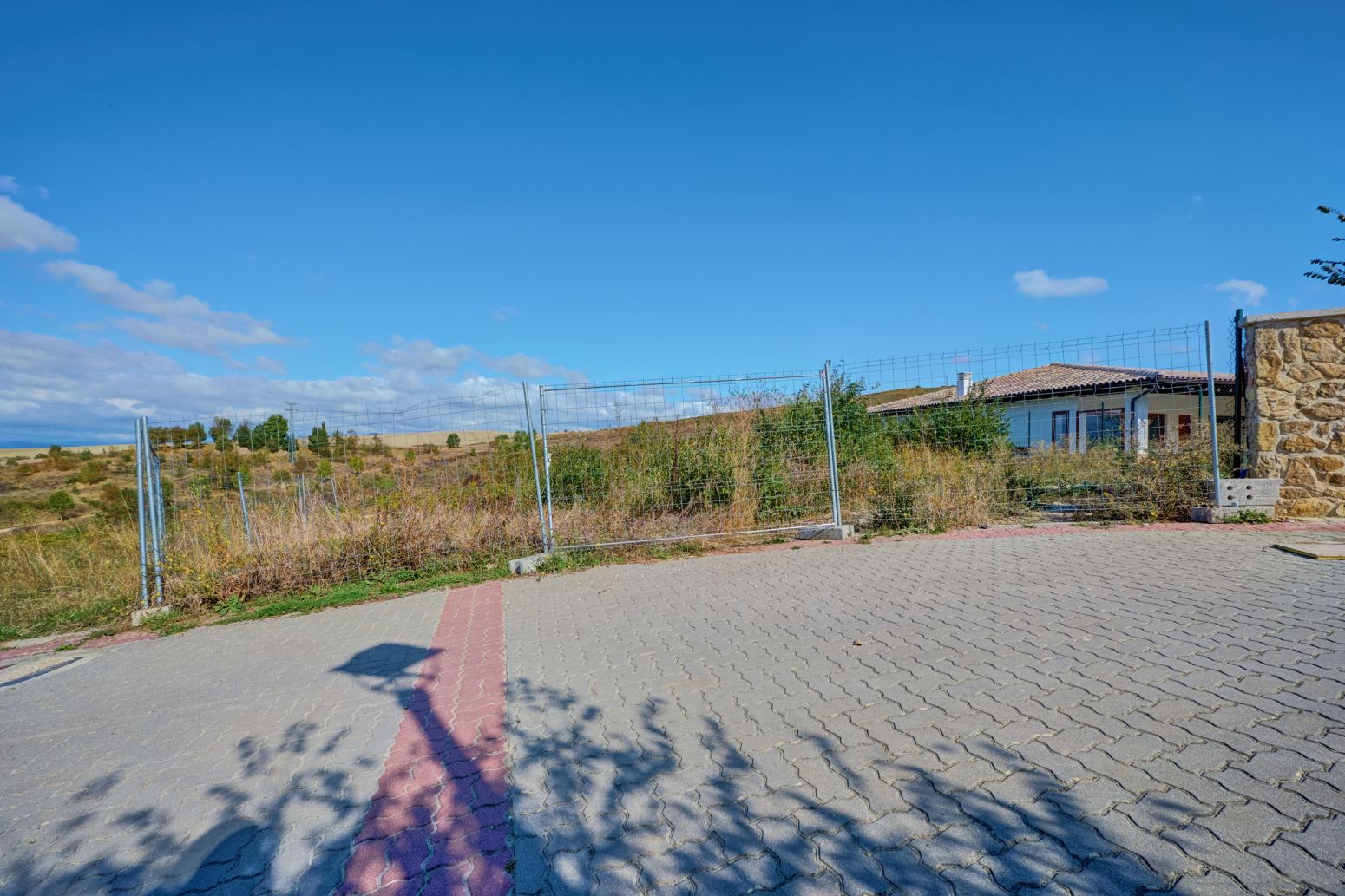 Oportunidad única en el valle de Aranguren: parcela urbanizada de 635 m² lista para tu proyecto