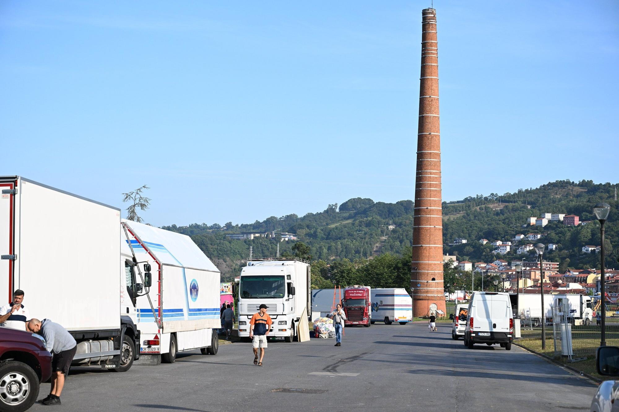 En imágenes: Comienza el montaje de las barracas de Aste Nagusia
