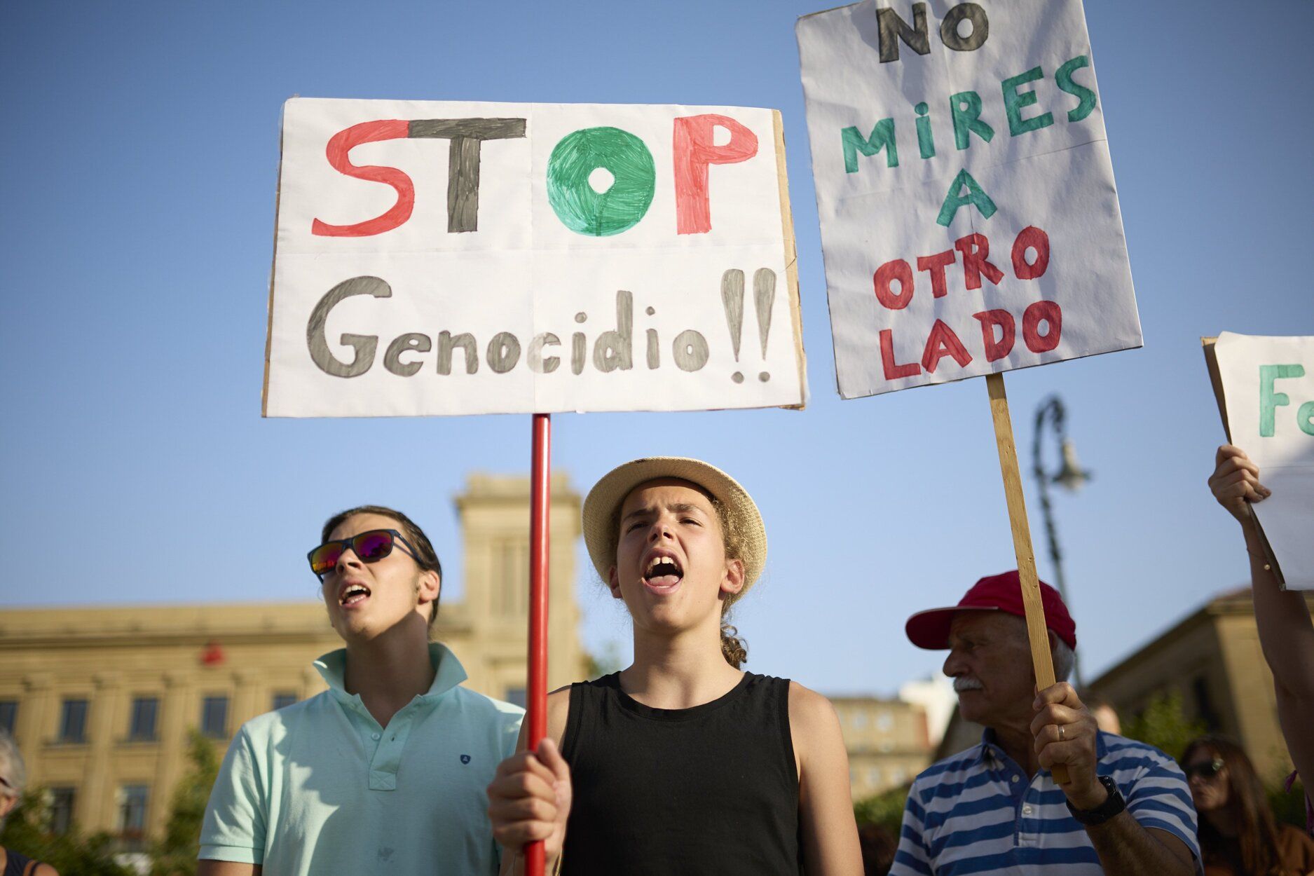 Fotos de la manifestación de Yala Nafarroa en Pamplona