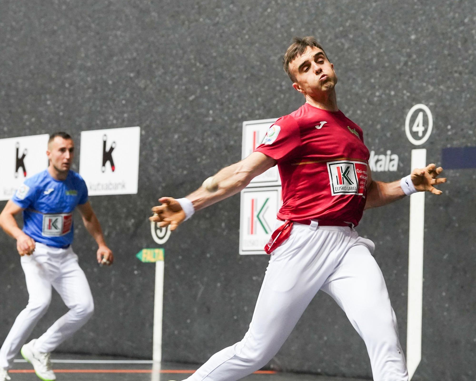 Jon Ander Peña gana a Bakaikoa en el Cuatro y Medio.