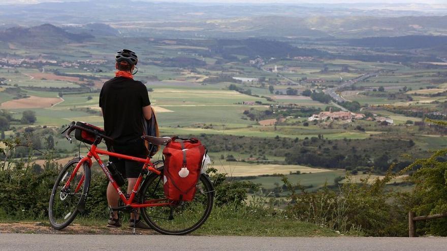 Guía de montes y rutas para descubrir Navarra en verano