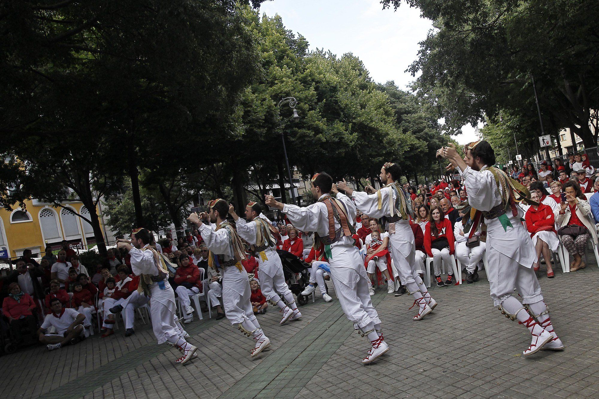 19-danzas.JPG