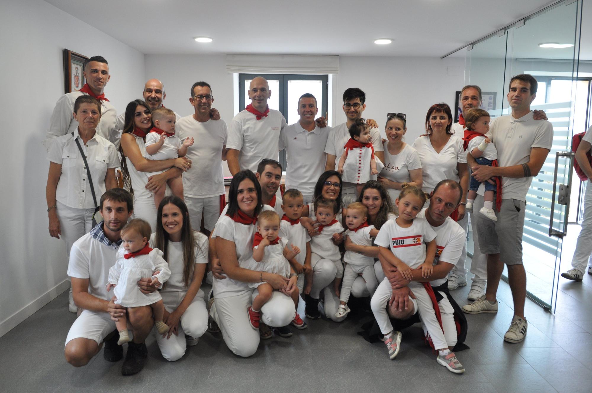 Fotos del txupinazo de las fiestas de Pueyo