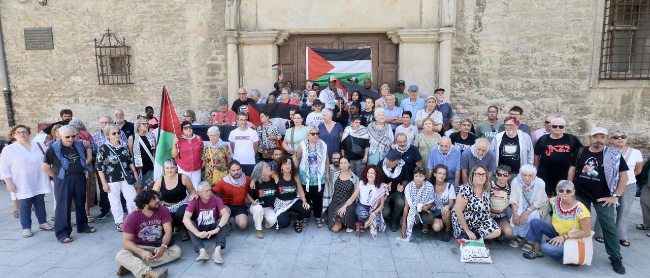En imágenes: Encierro y ayuno en Vitoria-Gasteiz para apoyar a la Global Sumud Flotilla