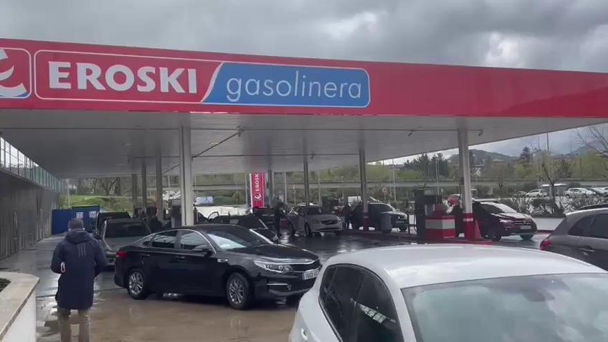 Gasolineras de Gipuzkoa el primer día de la bonificación