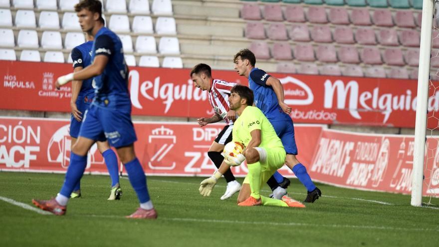 El Amorebieta, goleado y eliminado en Zamora