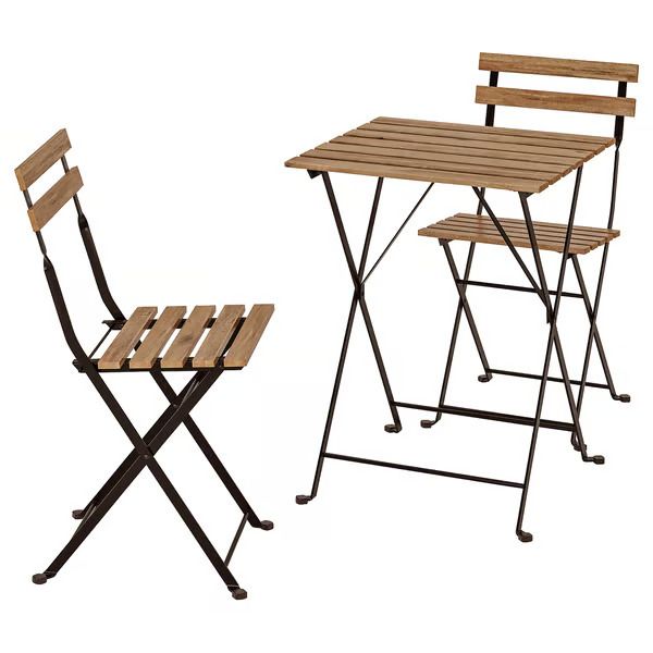 El conjunto de una mesa con 2 sillas de exterior de Ikea