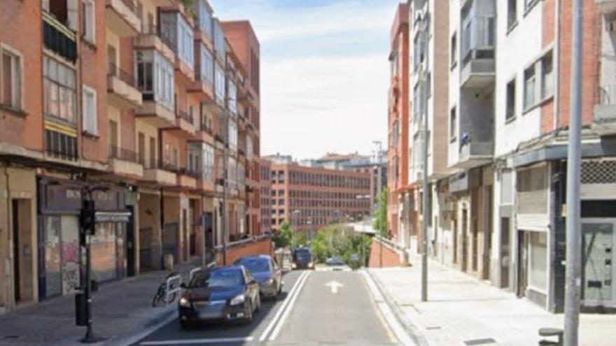 Acuchillado en el abdomen un joven en el barrio de la Milagrosa de Pamplona