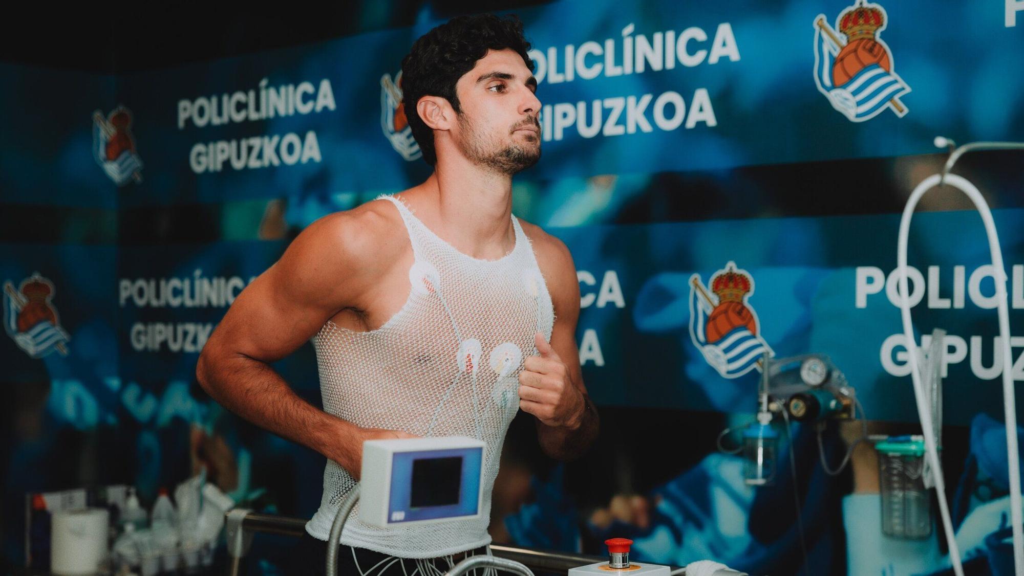 Guedes ya es jugador de la Real