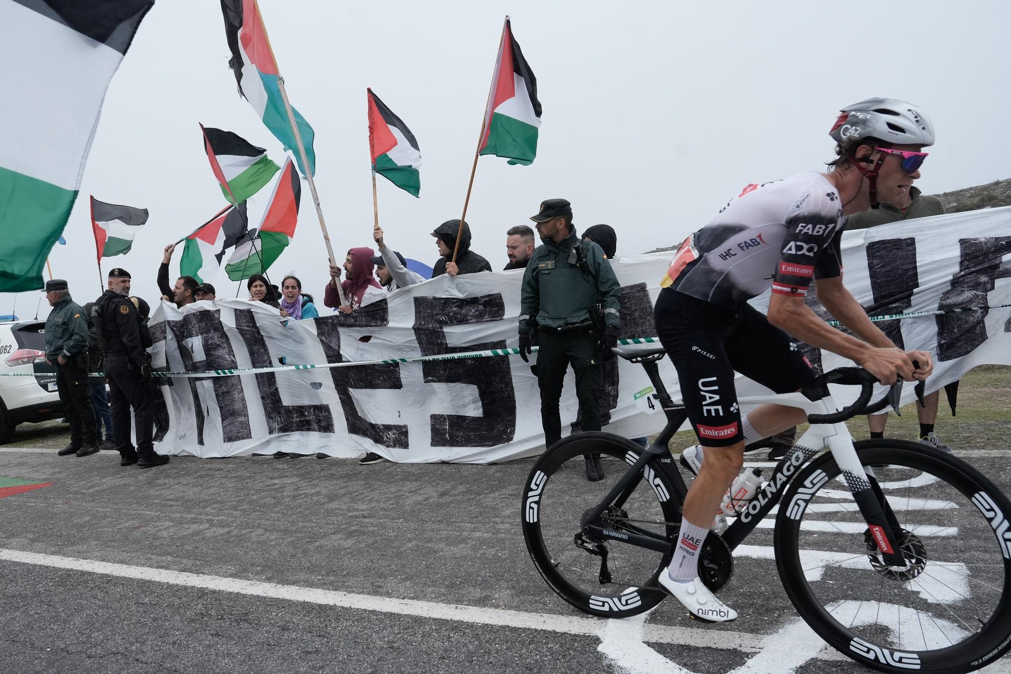 Israel arrastra a la Vuelta: de nuevo se corta una etapa