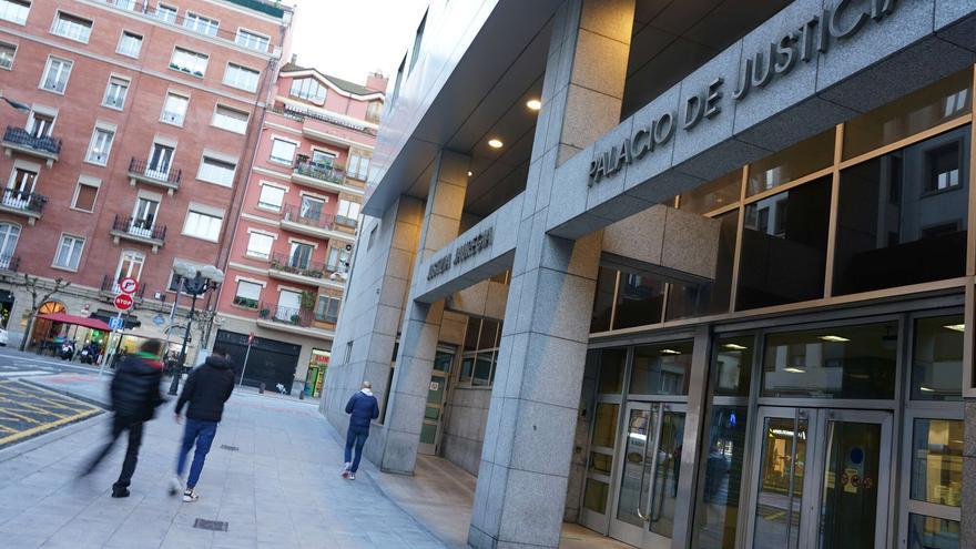 Condenan a dos empresas a pagar 372.600 euros a un trabajador enfermo por exposición al amianto