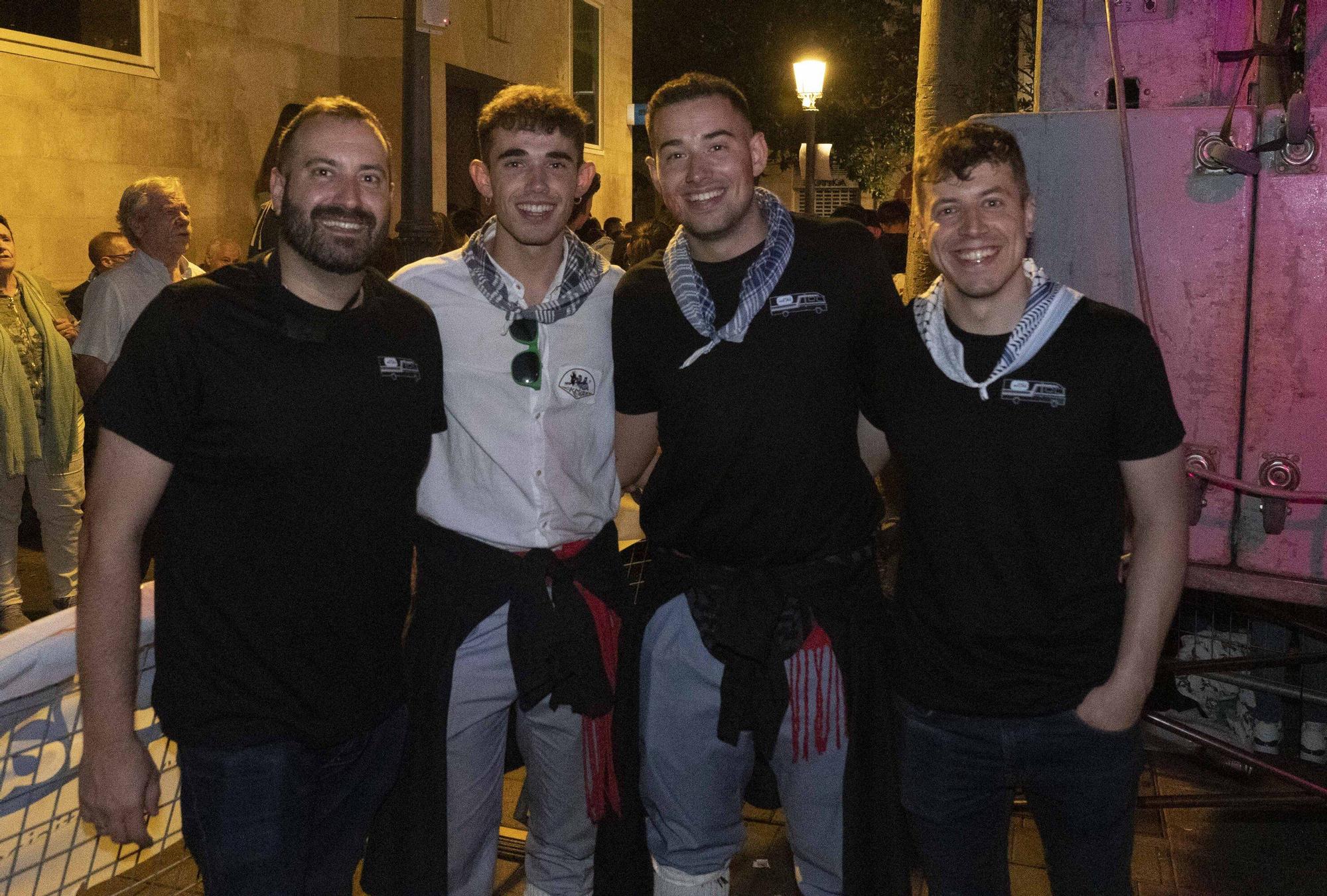 En imágenes: Joselu Anayak y Dupla unen fuerzas en la verbena de la plaza del Arca