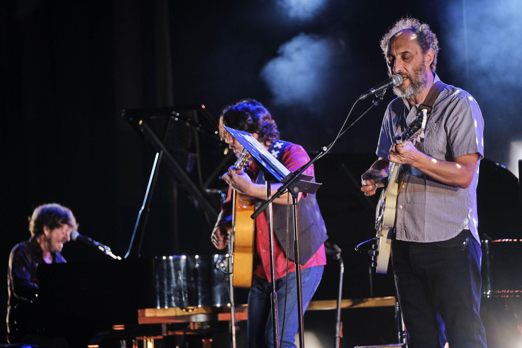 Fotos: Los Planetas, en Baluarte en el Flamenco On Fire