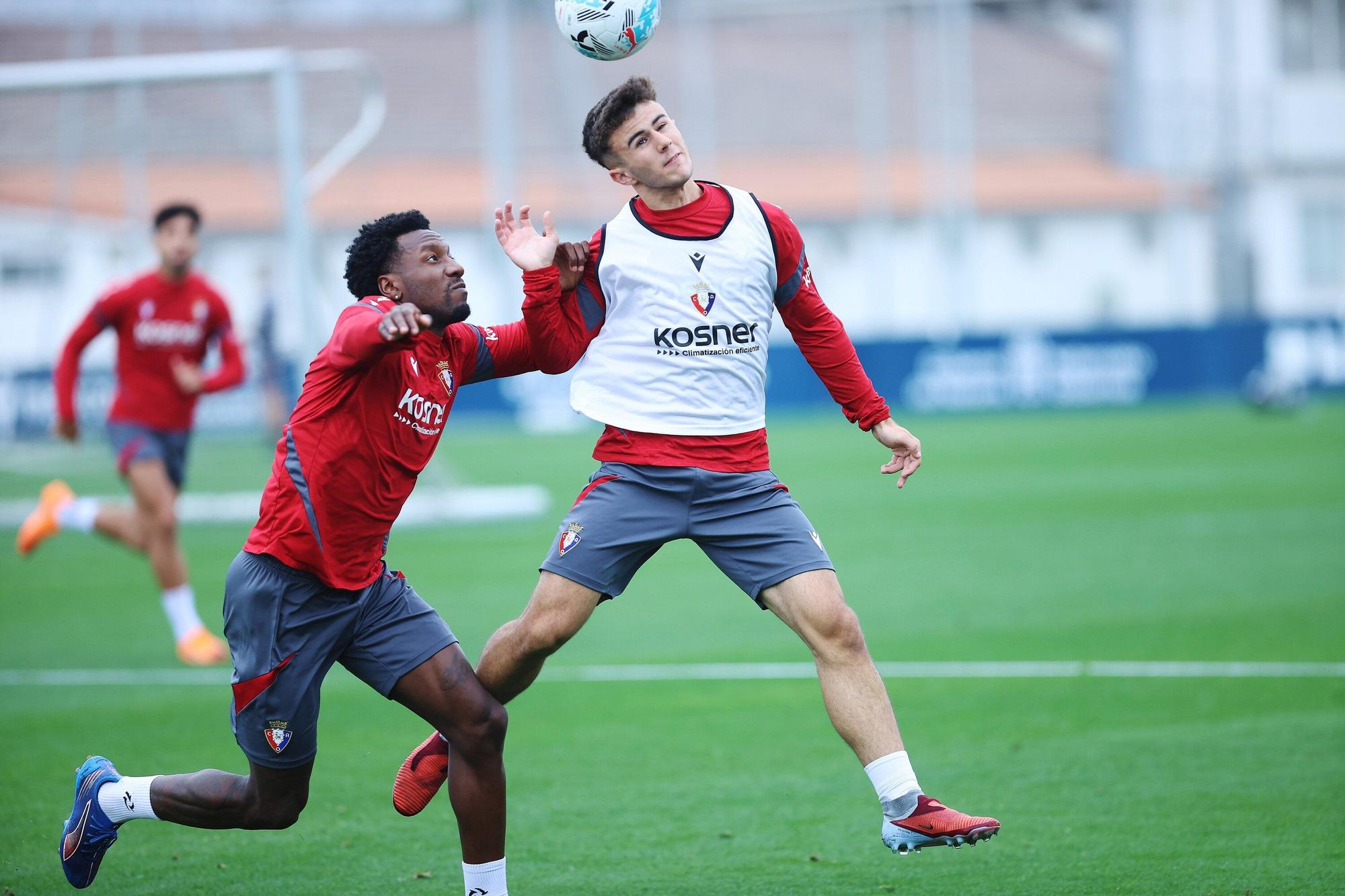 Fotos del entrenamiento de Osasuna (viernes 17 de octubre de 2025)