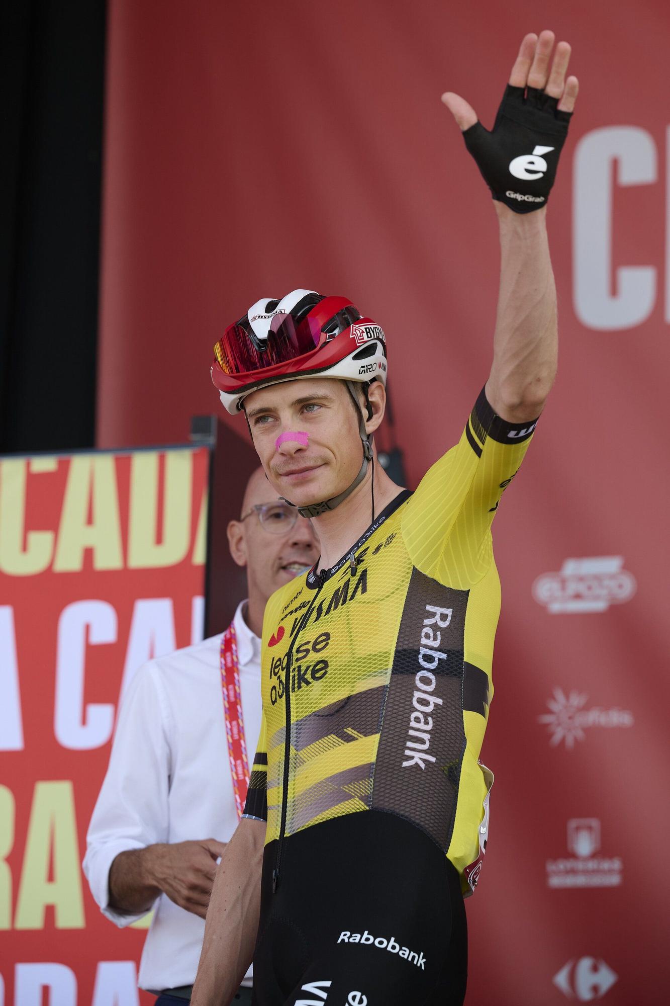 Fotos de la etapa navarra de La Vuelta 25 entre Sendaviva y Larra - Belagua