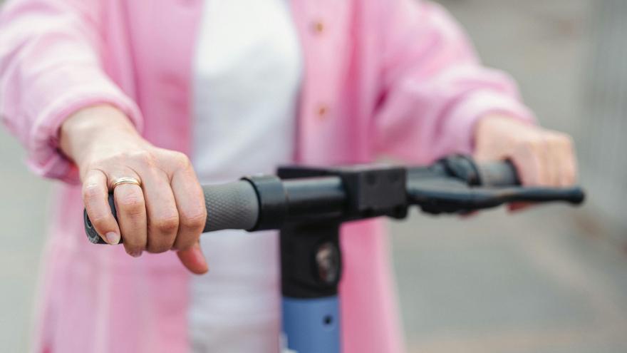 Dos jóvenes heridas en sendos accidentes este lunes en Milagro y el Valle de Egüés