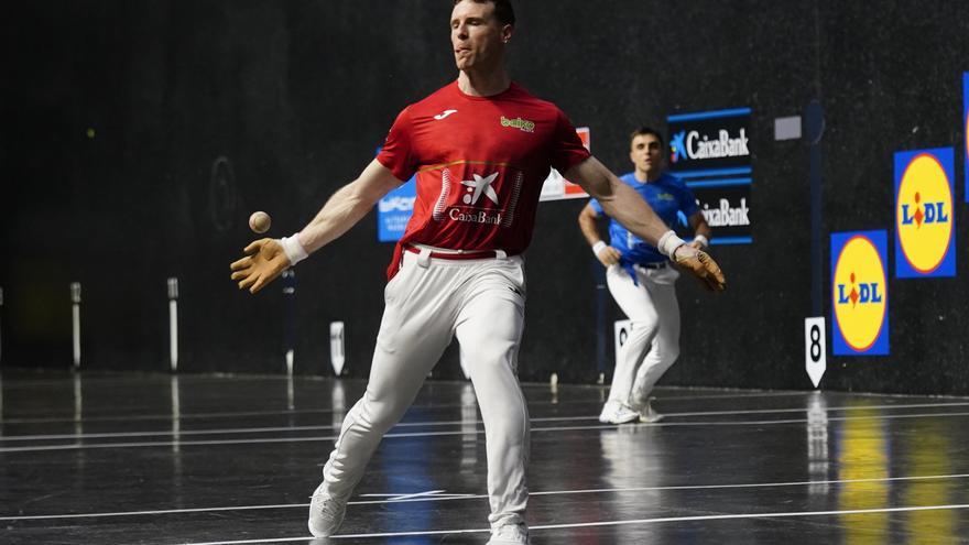 Iñaki Artola sobrevive al precipicio del Manomanista