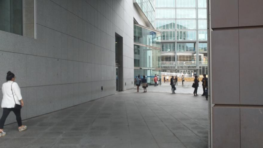 Una madre se enfrenta a 6 meses de prisión por no llevar a su hijo al colegio y saltarse controles médicos