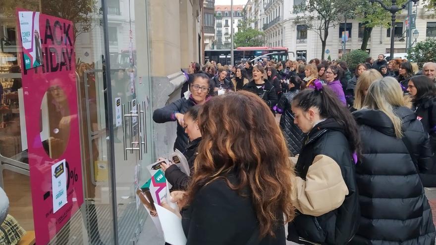 Potestas por el Black Friday en las calles de Bilbao