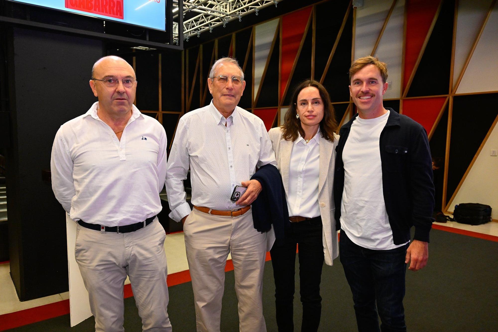 Javier Beltrán, Alfonso Blanco, Aioa Blanco y Unai Beltrán en la presentación de San Mamés.