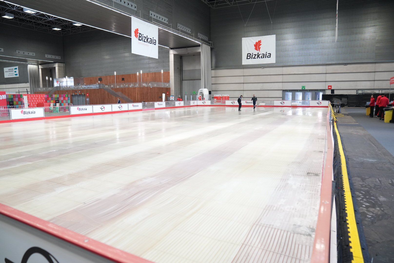 En imágenes: el PIN abre sus puertas en Barakaldo