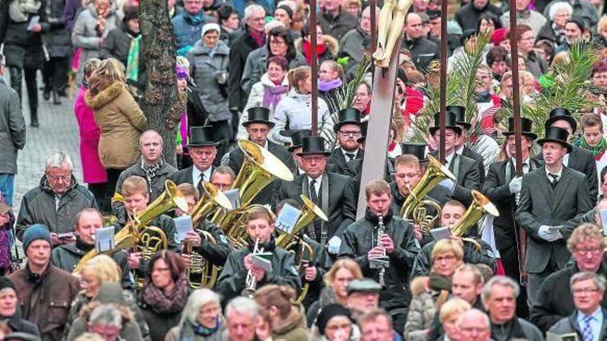 Ciudadanos alemanes, este pasado fin de semana en la ciudad de Heiligenstadt.