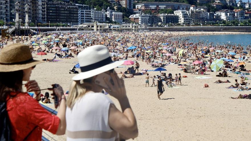 Euskadi estudiará la posibilidad de implantar un nuevo impuesto sobre estancias turísticas