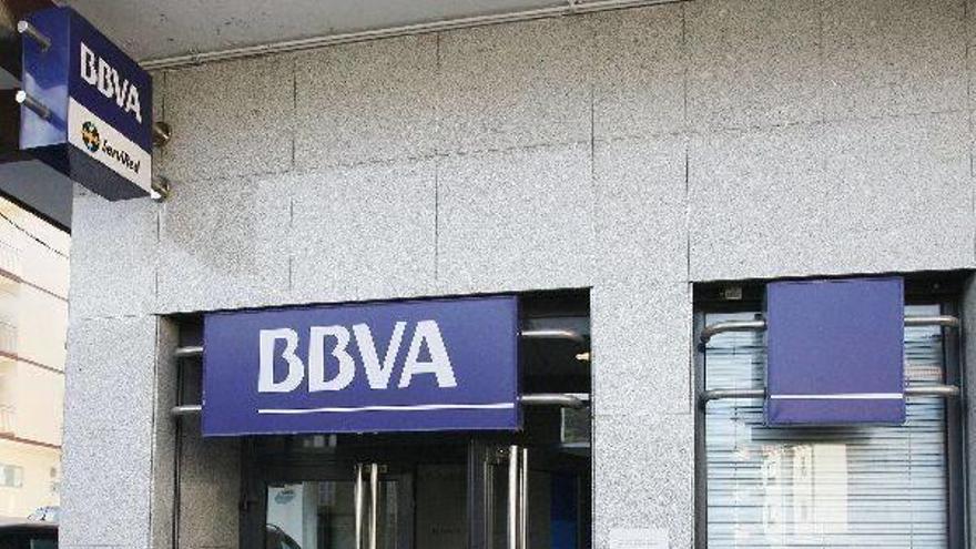 BBVA gana un 12% menos por compras y desinversiones
