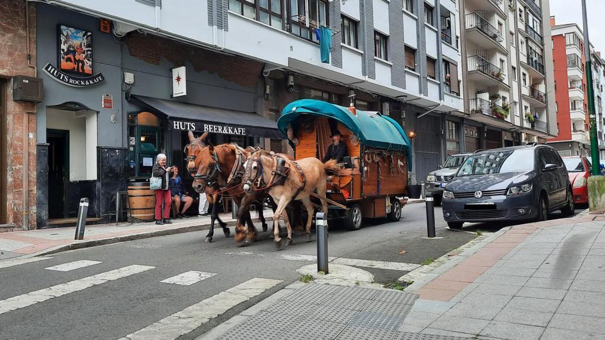 La 'asnocaravana' de Salvador Soriano.
