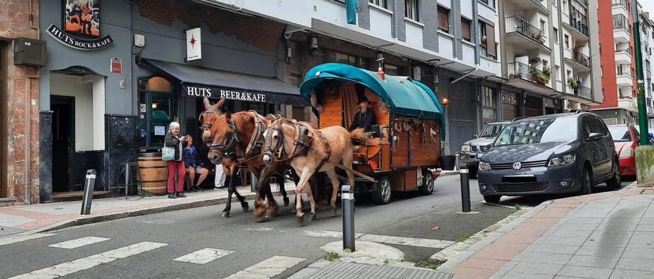La 'asnocaravana' de Salvador Soriano llega a Euskadi