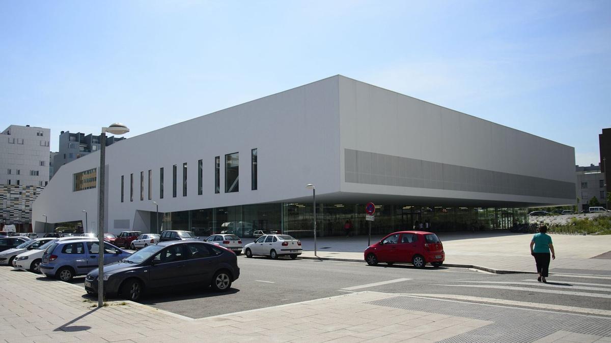 Exterior del centro cívico de Salburua, donde se registraron 551.903 accesos durante el pasado 2024.