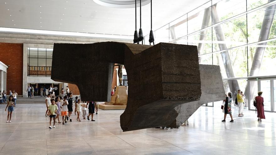 Primeros visitantes del Atrio Arriaga de Museo de Bellas Artes de Bilbao