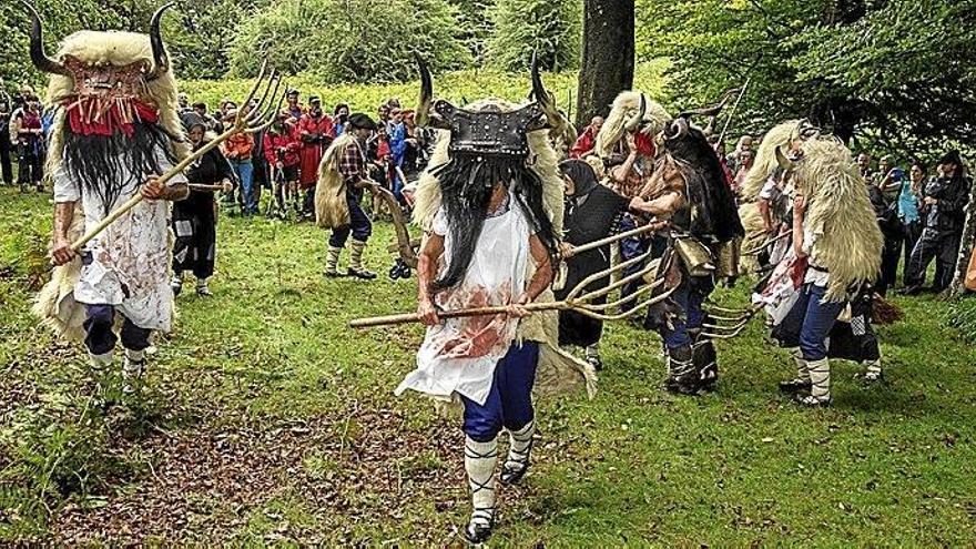 Actuación del grupo urrup Antzerki Taldea.