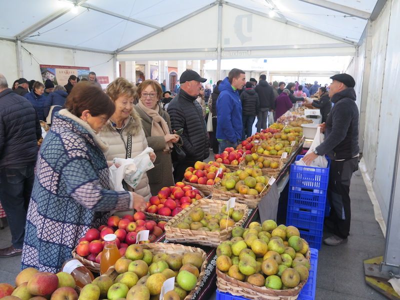 La feria de Santa Lucía, en imágenes