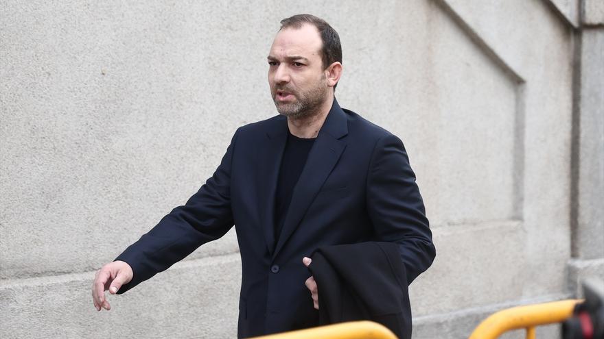 El hijo de Ábalos niega que custodie fondos ocultos del exministro: "No soy custodio de nadie"