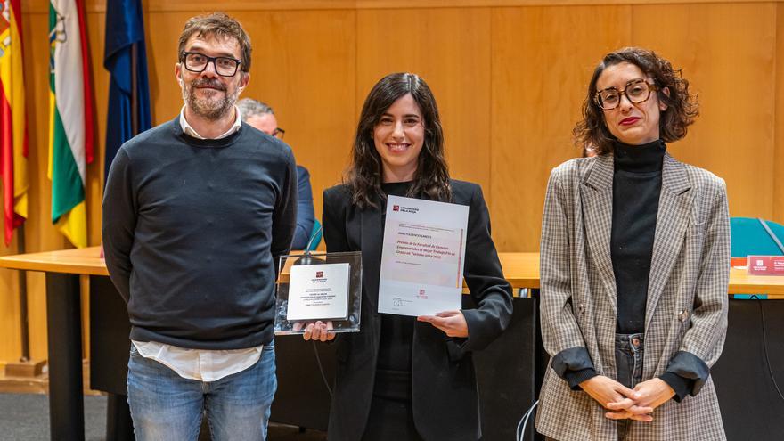 La vianesa Anne Fulgencio, mejor expediente y Premio al TFG en Turismo de la Universidad de La Rioja