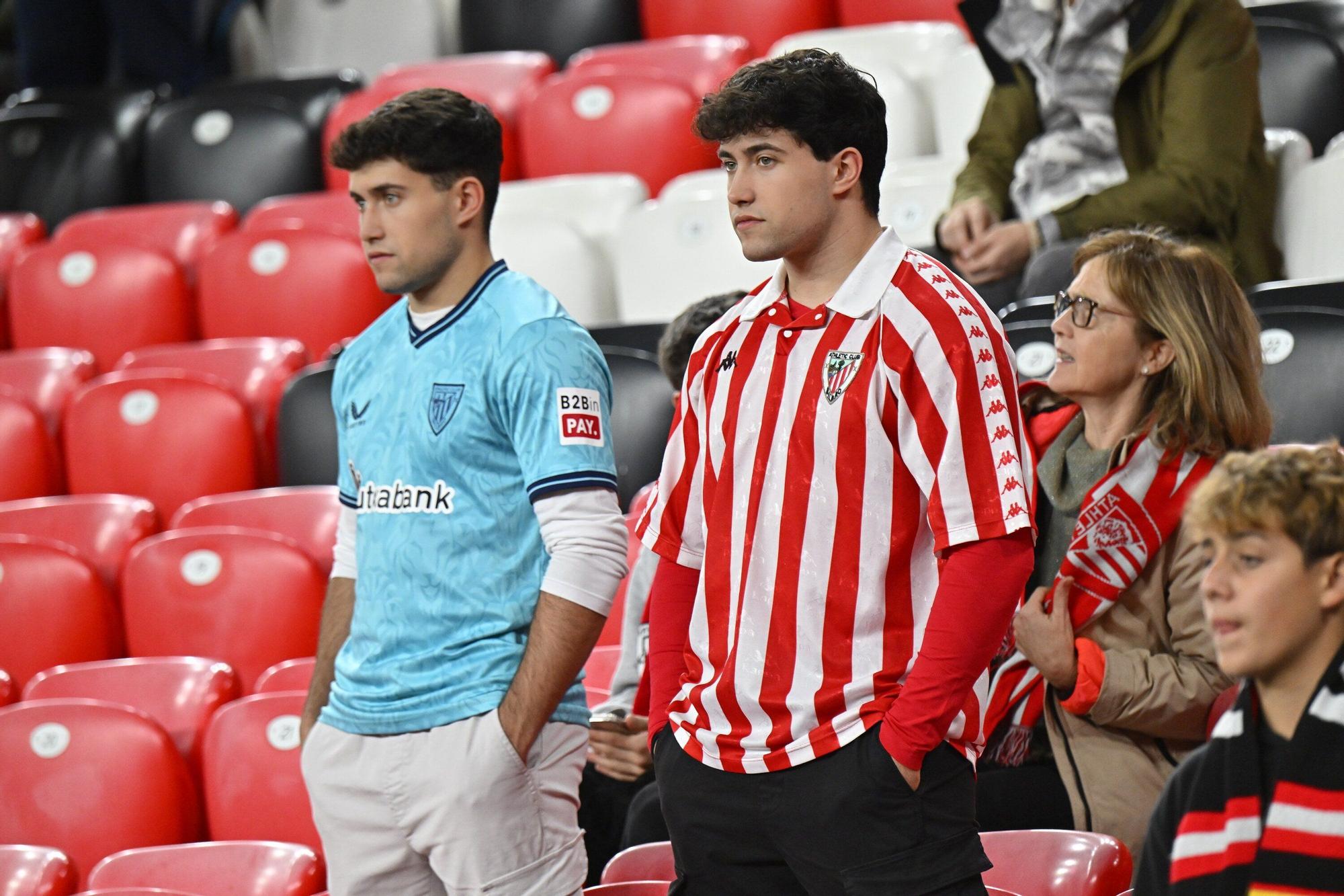 ¿Has estado en San Mamés viendo el Athletic-Atlético? Búscate en nuestra galería